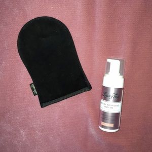 Loving Tan Deluxe Self Tanning Applicator Mitt